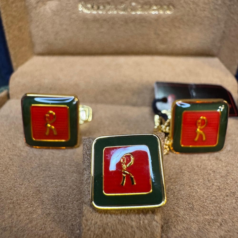 Roberta di Camerino Red, Green and Gold Cufflinks Set - Full Inclusion